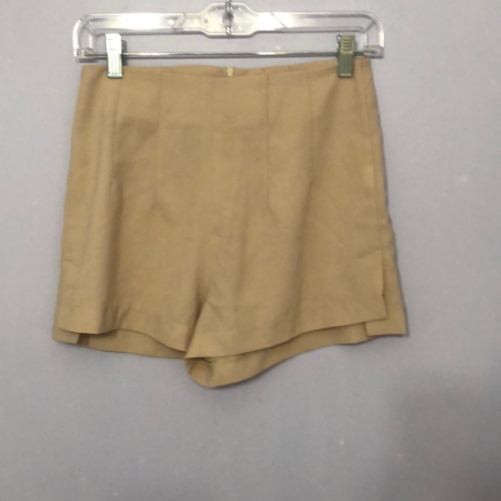 Ovi beige cream colored dress shorts